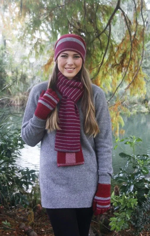 Accent Stripe Glove