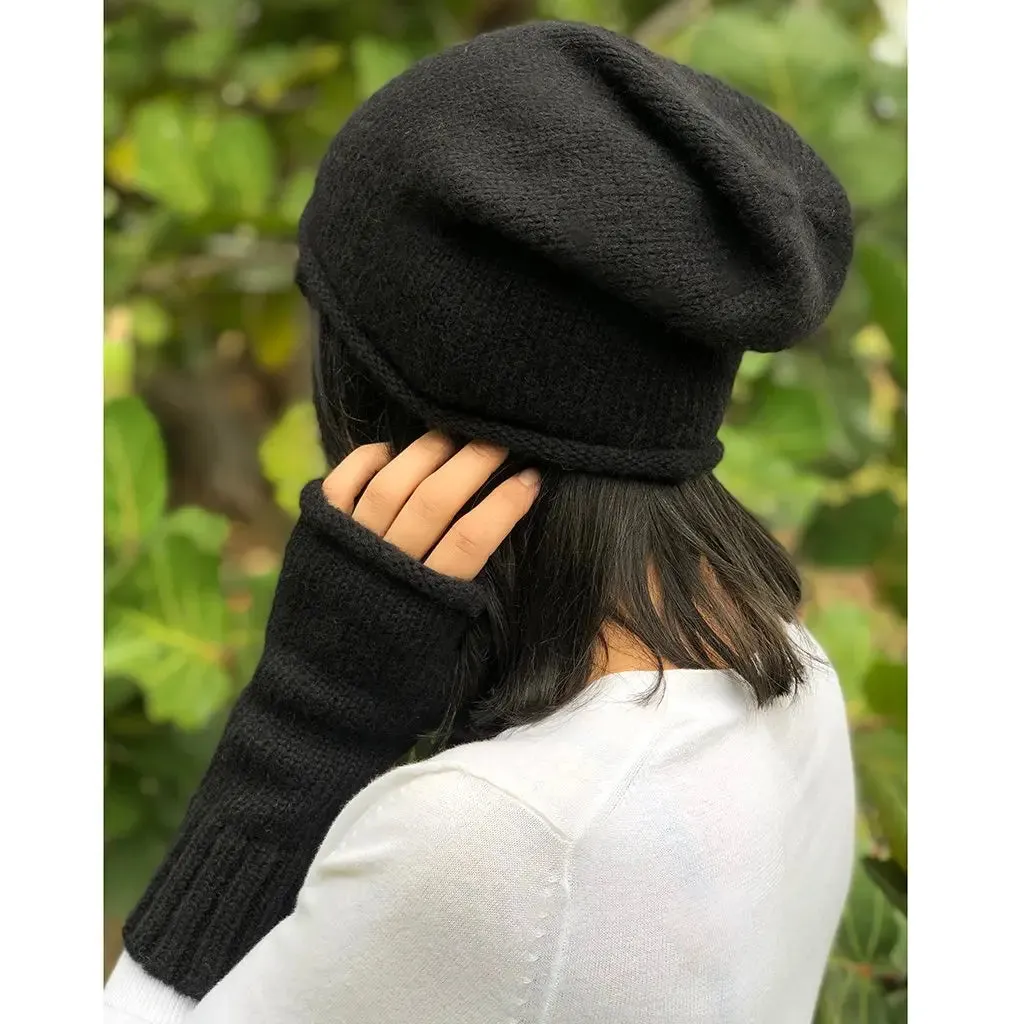 Black Essential Knit Alpaca Gloves | Ethical Style