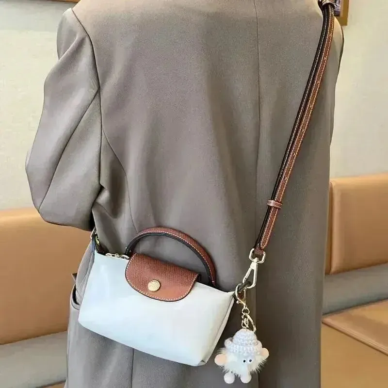 Chic Brown Leather Tote Bag | Stylish & Functional Handbag for All Occasions