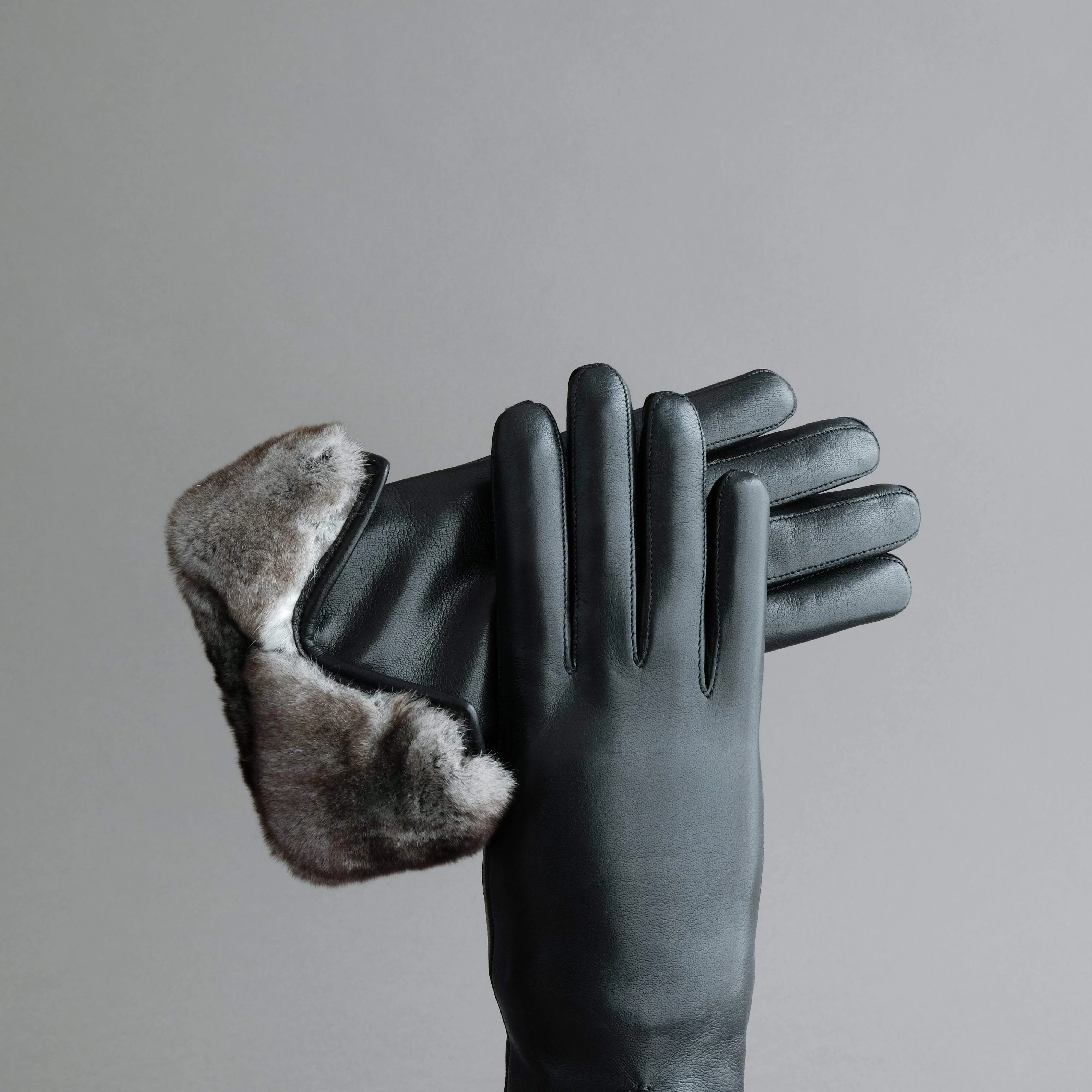 Ladies Gloves from Black Hair Sheep Nappa lined with Cashmere and Orylag