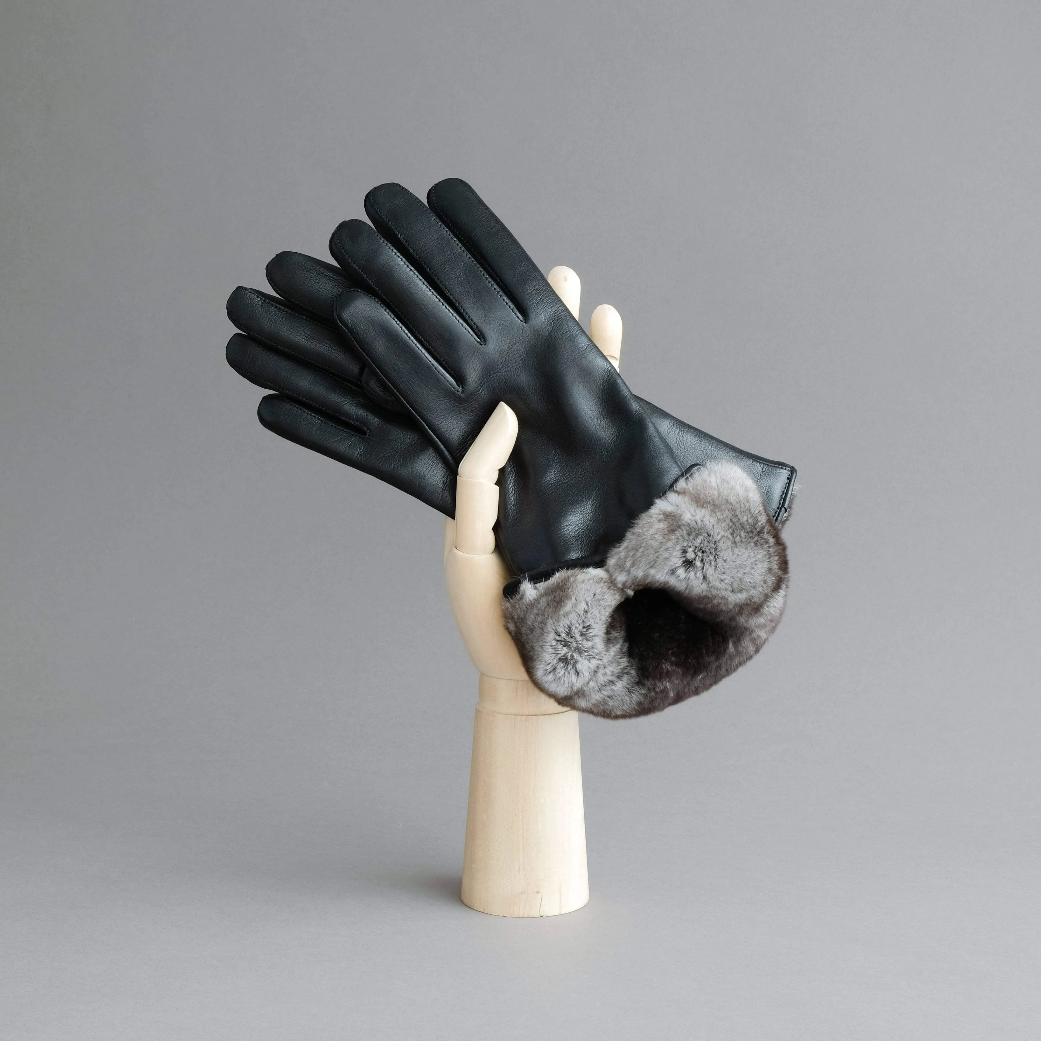 Ladies Gloves from Black Hair Sheep Nappa lined with Cashmere and Orylag