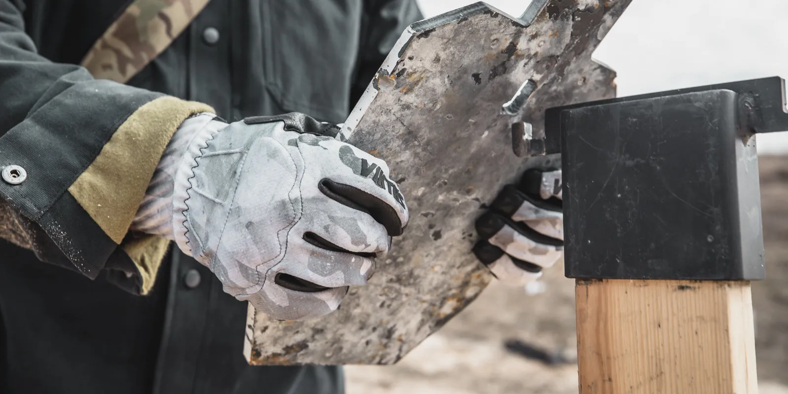 LEO Insulated Glove