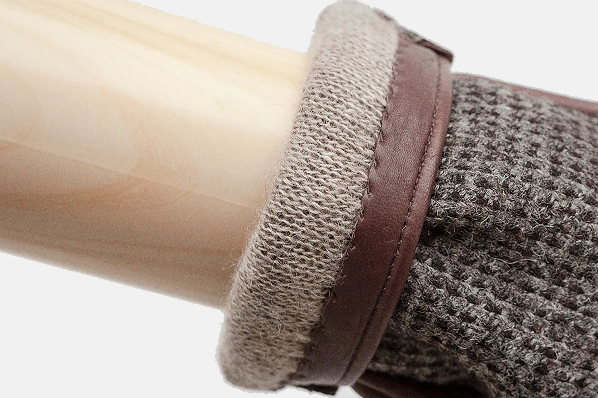 Silver Tweed Deerskin Gloves